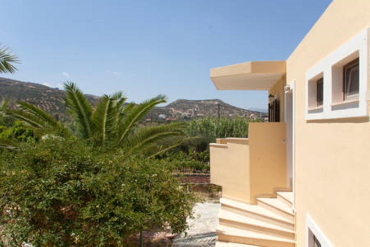 Makis Apartments Сития Экстерьер фото